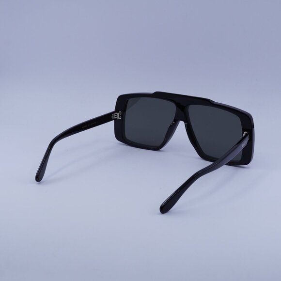 Gucci GG1369S 001 Sunglasses Black Square Frame, Grey Lenses